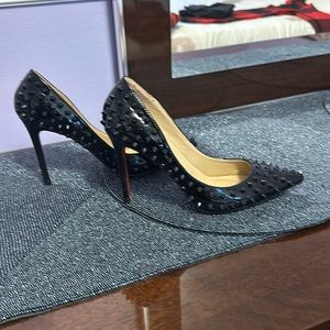 Good condition patent leather